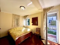 Недвижимость Трехкомнатная квартира, центр.: 4