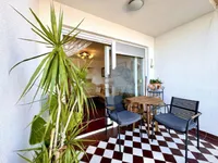 Недвижимость Трехкомнатная квартира, центр.: 15