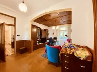 Недвижимость Четырехкомнатная квартира: 5