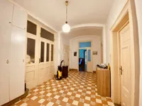 Недвижимость Четырехкомнатная квартира: 11