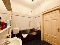 Недвижимость Четырехкомнатная квартира: 21