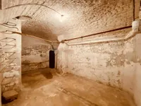 Недвижимость Четырехкомнатная квартира: 25