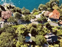 Недвижимость Четырехкомнатная квартира: 38