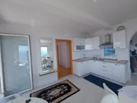 Недвижимость Трёхкомнатная квартира Добричь: 9