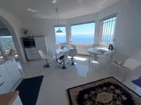 Недвижимость Трёхкомнатная квартира Добричь: 10