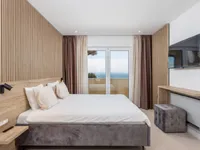 Недвижимость Семейный дом 200 м², Центр: 15