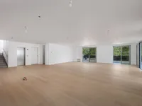 Недвижимость Четырехкомнатная Квартира Центр: 3