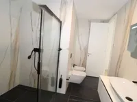 Недвижимость Четырехкомнатная Квартира Центр: 42