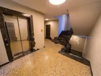 Недвижимость Четырехкомнатная квартира в центре: 8