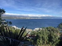 Недвижимость Трехкомнатная квартира Центр: 22