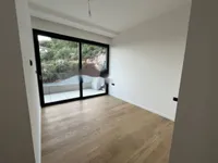 Недвижимость Трехкомнатная квартира Центр: 27