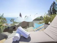 Недвижимость Трёхкомнатная квартира Центр: 10