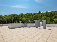 Недвижимость Четырехкомнатная квартира в центре Опатии: 55