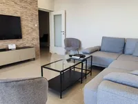 Недвижимость Трехкомнатная квартира Ика: 3