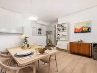 Недвижимость Трехкомнатная квартира, Центр: 8