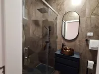 Недвижимость Трехкомнатная квартира в Центре: 17