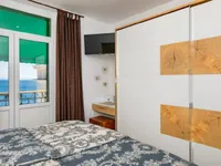 Недвижимость Двухкомнатная квартира, Опатия: 11