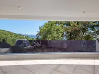 Недвижимость Трехкомнатная квартира, Центр: 3