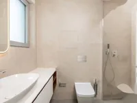 Недвижимость Трёхкомнатная квартира в центре: 13