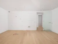 Недвижимость Трехкомнатная квартира в Центре: 10