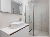 Недвижимость Трехкомнатная квартира в Центре: 23