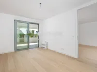 Недвижимость Трёхкомнатная квартира в центре: 3