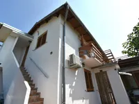 Недвижимость Дом с террасой Коломбан: 4