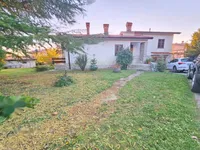 Недвижимость Дом в центре Сежаны: 4