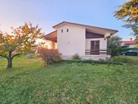 Недвижимость Дом в центре Сежаны: 5