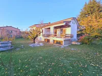 Недвижимость Дом в центре Сежаны: 7