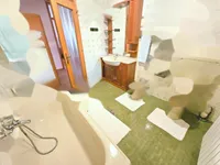 Недвижимость Дом в центре Сежаны: 28