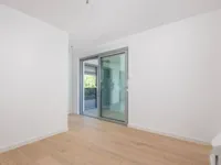 Недвижимость Трёхкомнатная квартира в центре: 19