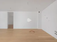 Недвижимость Квартира на 1-м этаже, Центр, Опатия: 25