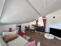 Недвижимость Двухкомнатная квартира в Опатии: 1