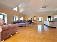 Недвижимость Четырехкомнатная квартира в центре Опатии: 1