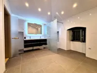 Недвижимость Четырехкомнатная квартира в центре Опатии: 9