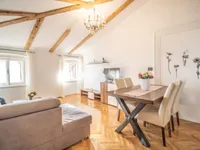 Недвижимость Трехкомнатная квартира в центре: 3