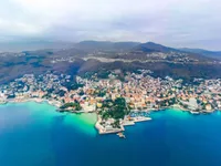 Недвижимость Трехкомнатная квартира в центре: 11