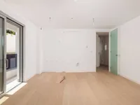 Недвижимость Трехкомнатная квартира центр: 1