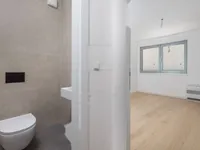 Недвижимость Трехкомнатная квартира центр: 18