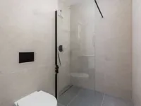 Недвижимость Трехкомнатная квартира центр: 20