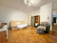 Недвижимость Двухкомнатная квартира в центре, Опатия: 2