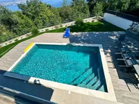 Недвижимость Семейный дом 400 м², Запад, Опатия: 1