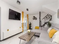 Недвижимость Семейный дом 380 м², Запад, Опатия: 1