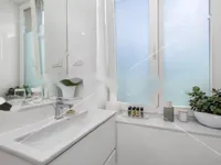 Недвижимость Квартира на улице Маршала Тита: 7