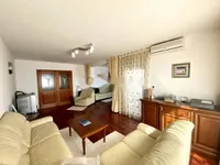 Недвижимость Трехкомнатная квартира Центр: 1