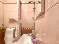 Недвижимость Трехкомнатная квартира Центр: 14