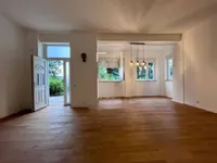 Недвижимость Четырёхкомнатная квартира Центр: 5