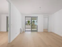 Недвижимость Трёхкомнатная квартира, Центр: 20