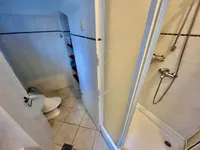 Недвижимость Трехкомнатная квартира в центре: 14